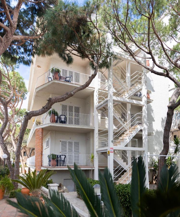Apartamentos Aromar Platja d'Aro Ngoại thất bức ảnh